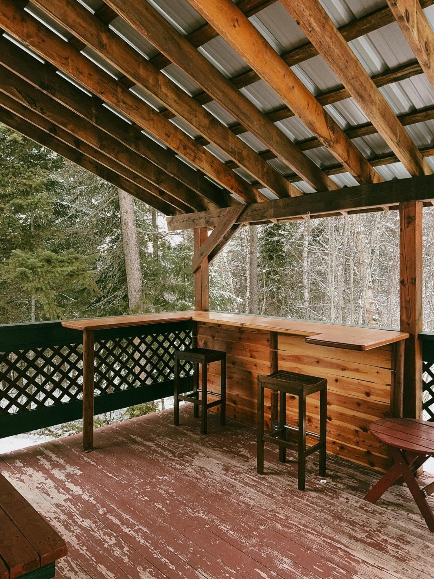 Alpine Meadows Lodge Golden Bagian luar foto