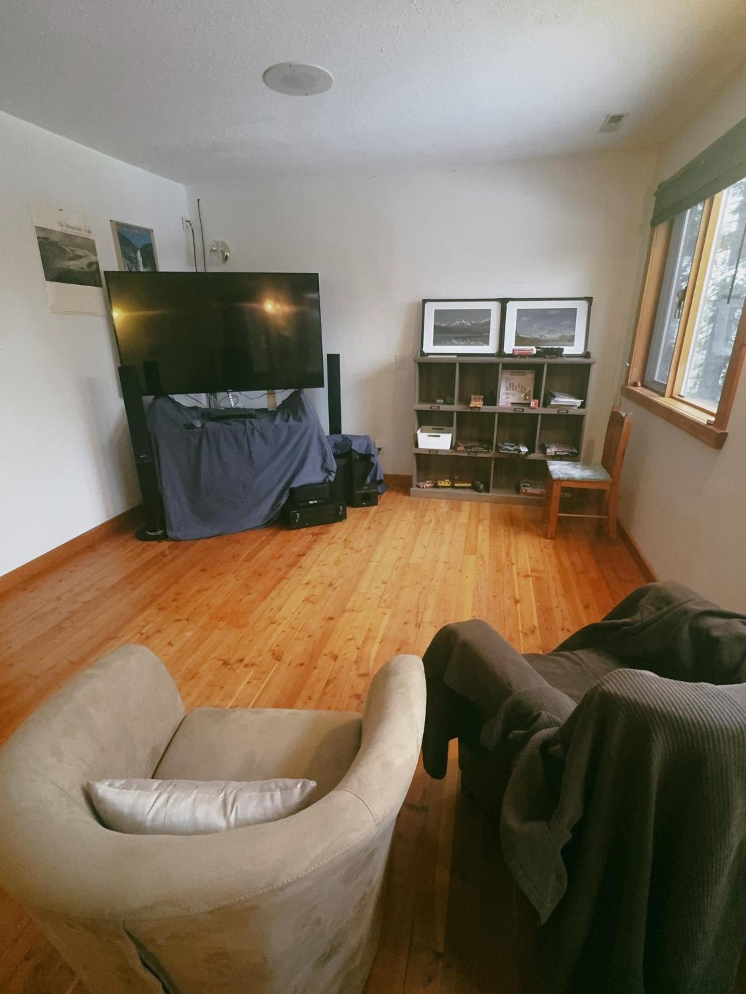 Alpine Meadows Lodge Golden Bagian luar foto